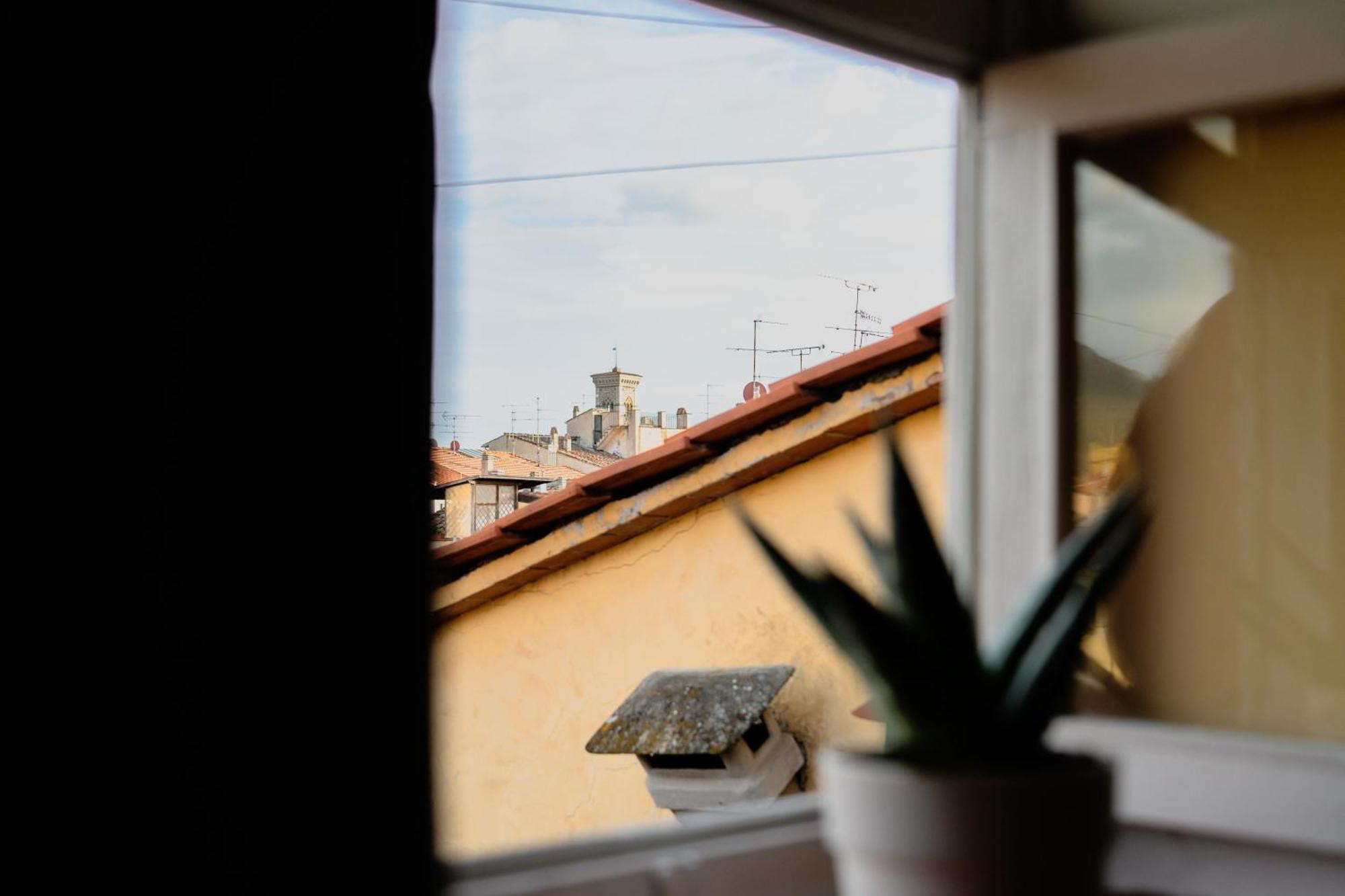 Torre Al Serraglio Прато Екстериор снимка